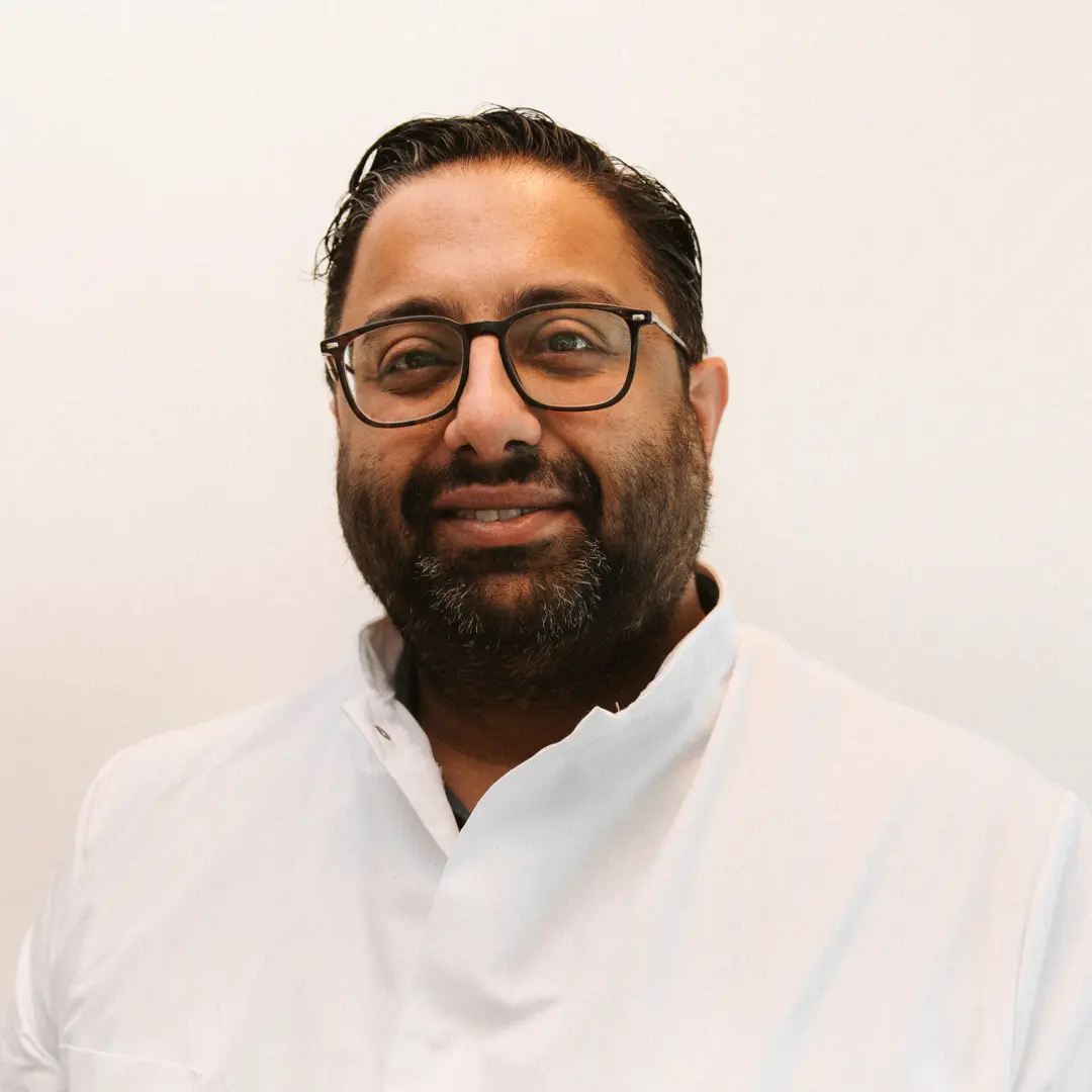 Drs. Avi Roopram voor fillers